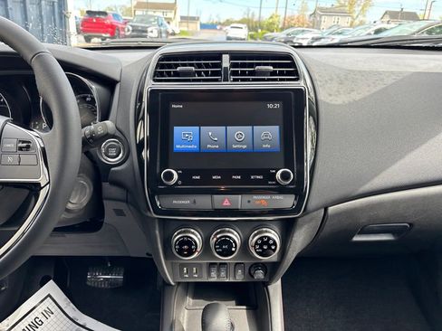 Used 2024 Mitsubishi Outlander Sport SE AWD/4WD image 23