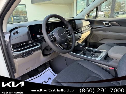 New 2026 Kia Carnival LX FWD image 28