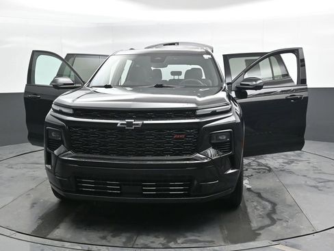 Used 2024 Chevrolet Traverse RS w/ LPO, Floor Liner Package image 54