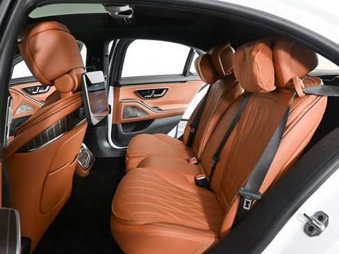 Certified 2024 Mercedes-Benz S 63 AMG S w/ Rear Seat Package image 18