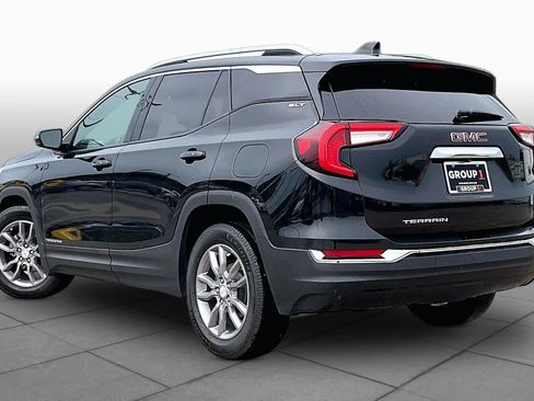Used 2023 GMC Terrain SLT FWD image 17