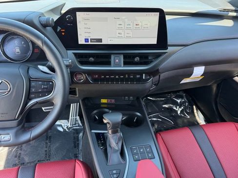 Used 2024 Lexus UX 250h F Sport FWD image 19