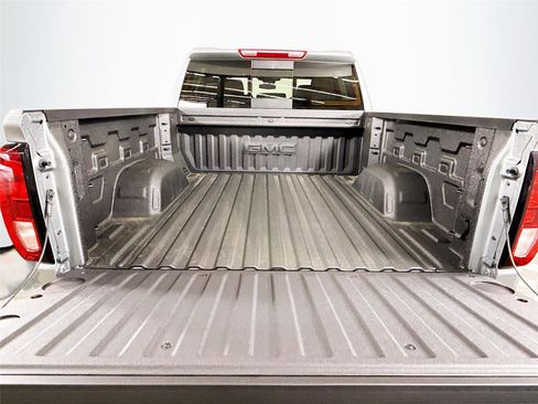 New 2026 GMC Sierra 1500 SLE AWD/4WD image 18