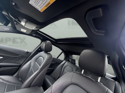 Used 2021 Mercedes-Benz C 300 Sedan image 6