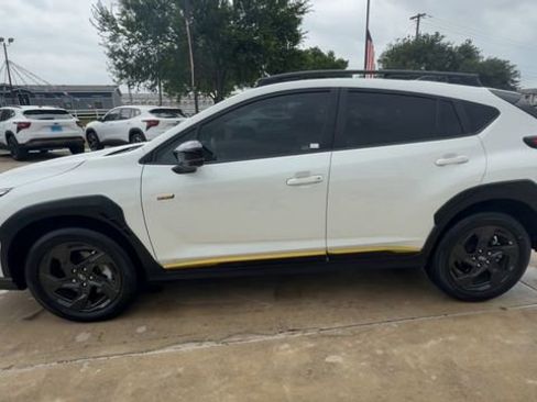 Used 2025 Subaru Crosstrek 2.5i Sport AWD/4WD image 5