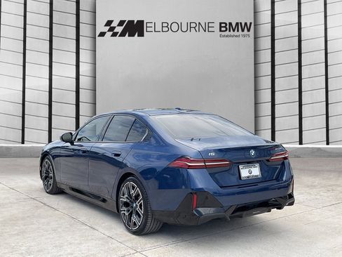 Certified 2025 BMW i5 xDrive40 w/ M Sport Package AWD/4WD image 6