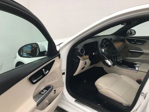 Used 2023 Mercedes-Benz C 300 4MATIC Sedan image 11