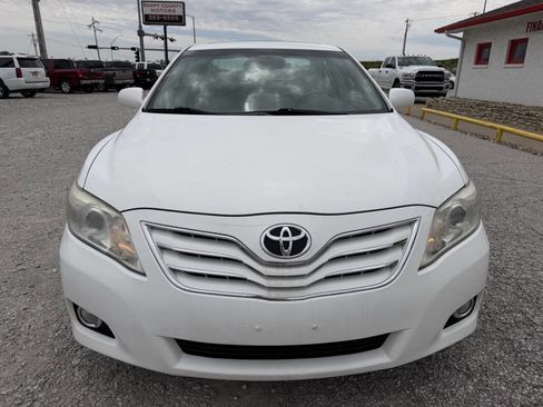 Used 2011 Toyota Camry XLE w/ XLE Extra-Value Pkg #1 FWD image 8