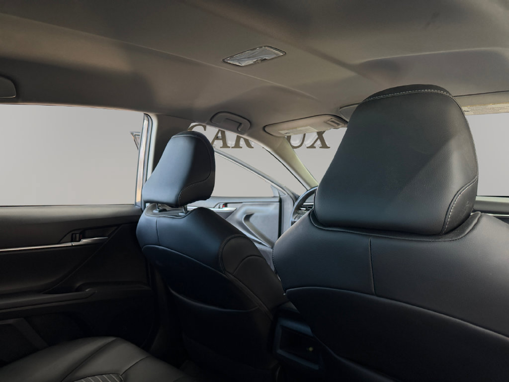 Used 2021 Toyota Camry SE FWD image 23