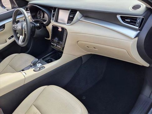 Used 2019 INFINITI QX50 Essential FWD image 19