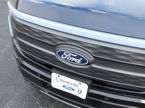 New 2025 Ford F150 Lightning Lariat image 9