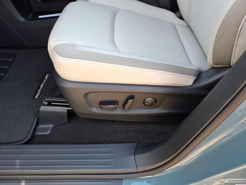 New 2026 Nissan Pathfinder SL FWD image 7