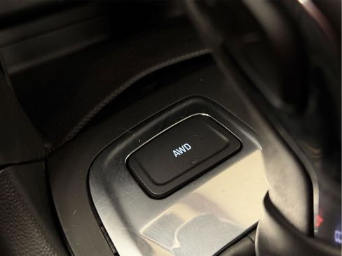 Certified 2023 Chevrolet Equinox LT image 21