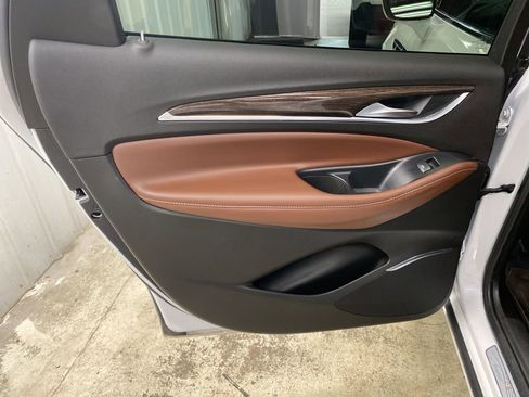 Used 2021 Buick Enclave Avenir w/ Avenir Technology Package image 34