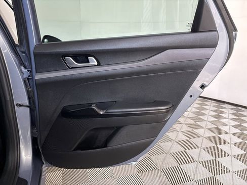 Used 2023 Kia K5 LXS image 23