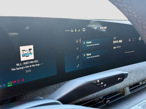 Used 2024 Lucid Air Touring AWD/4WD image 19