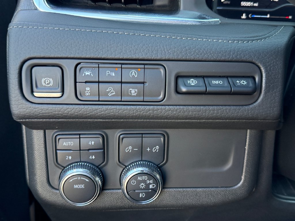 Used 2024 GMC Yukon Denali AWD/4WD image 22