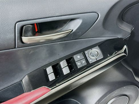 Used 2025 Lexus IS 300 w/ Comfort Package image 15