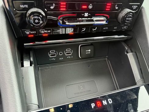 New 2025 Jeep Grand Cherokee Laredo X w/ Luxury Tech Group I image 29