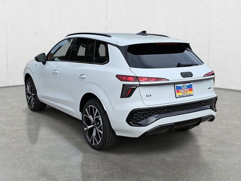 New 2026 Audi Q3 quattro 2.0T AWD/4WD image 7