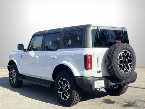 New 2025 Ford Bronco Outer Banks image 23