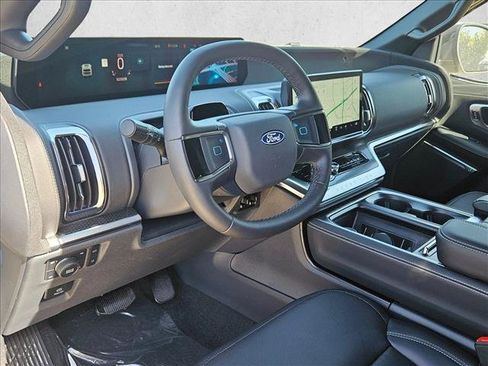 New 2027 Ford Expedition Max Platinum w/ Stealth Performance Package AWD/4WD image 3