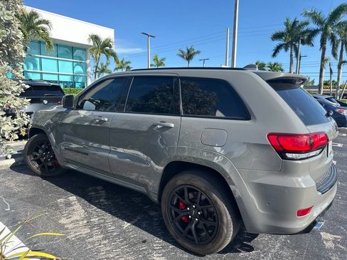 Used 2021 Jeep Grand Cherokee SRT AWD/4WD image 6