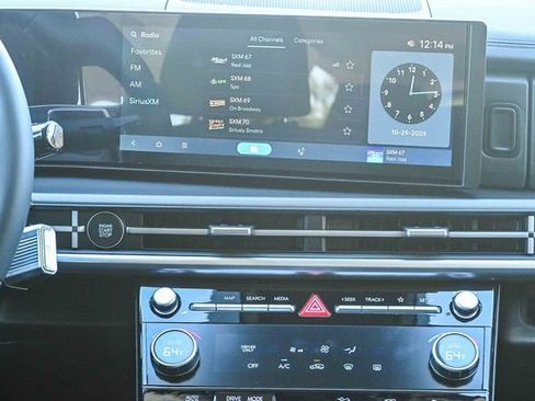 New 2026 Hyundai Santa Fe SE image 17