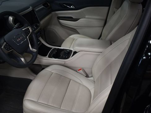 Used 2023 GMC Acadia Denali w/ Denali Ultimate Package AWD/4WD image 24
