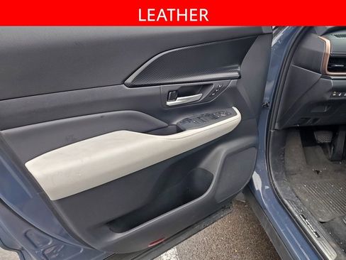 Used 2025 Toyota Grand Highlander AWD Hybrid image 5
