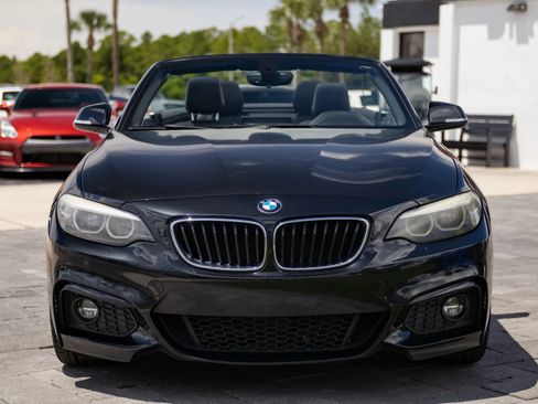 Used 2018 BMW 230i Convertible RWD image 4