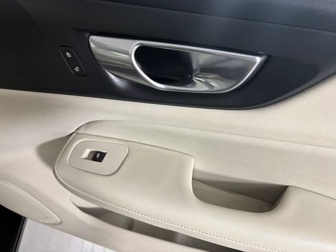 Used 2024 Volvo S60 B5 Plus FWD image 15