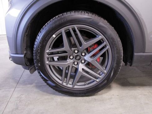 Used 2025 Ford Explorer ST-Line w/ ST-Line Street Pack image 10