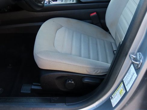 Used 2020 Ford Fusion S image 37