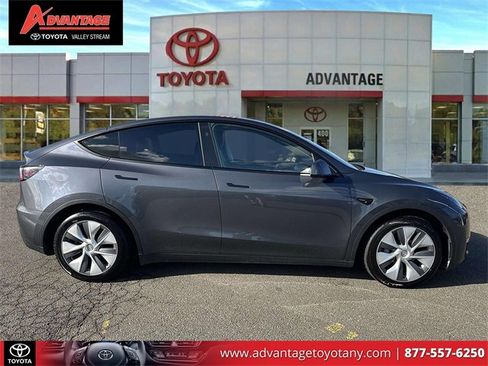 Used 2023 Tesla Model Y Long Range image 5