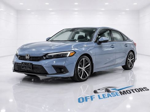 Used 2023 Honda Civic Touring image 1