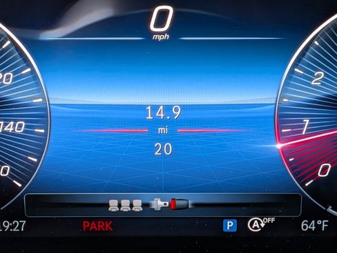 New 2026 Mercedes-Benz GLB 250 image 23