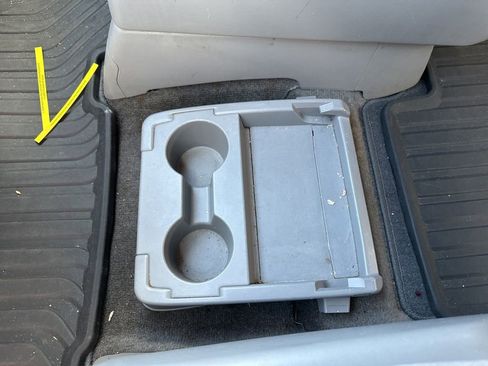 Used 2011 Honda Odyssey LX image 19