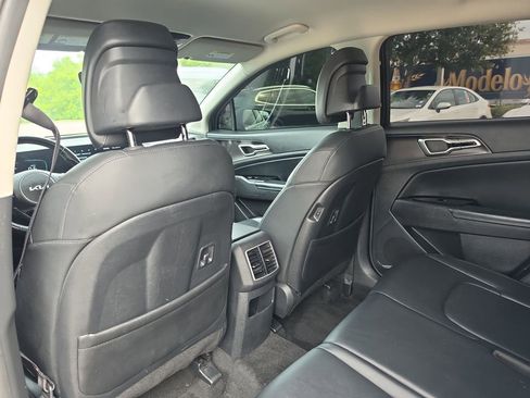 Certified 2024 Kia Sportage EX FWD image 29