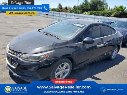 Used 2018 Chevrolet Cruze LT