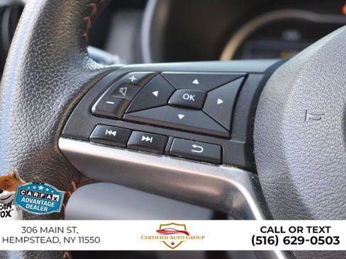 Used 2020 Nissan Kicks SR image 16