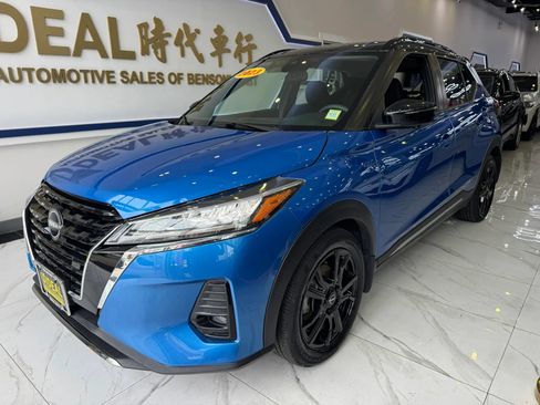 Used 2023 Nissan Kicks SR FWD image 4