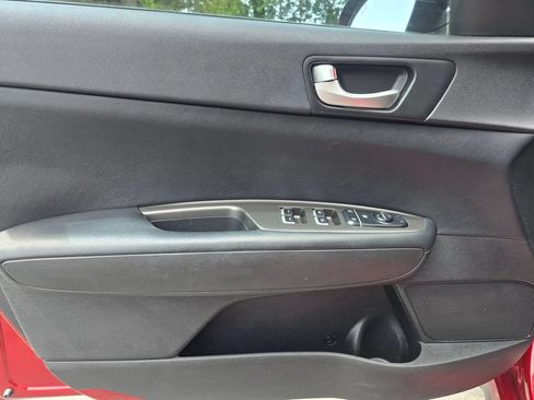 Used 2019 Kia Optima S w/ S Panoramic Sunroof Package FWD image 23