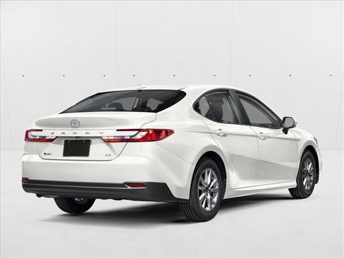 New 2026 Toyota Camry LE image 2