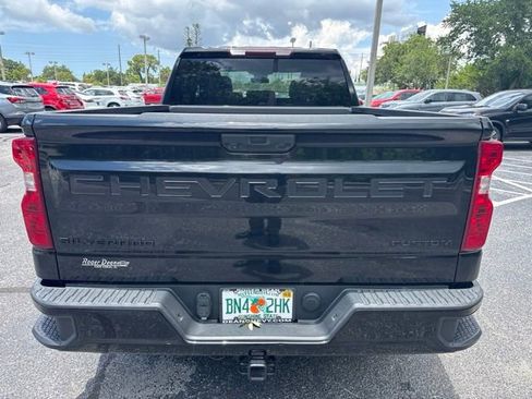 Used 2023 Chevrolet Silverado 1500 Custom w/ LPO, Dark Essentials Package RWD image 5