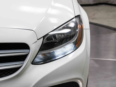 Used 2018 Mercedes-Benz C 300 Sedan image 12
