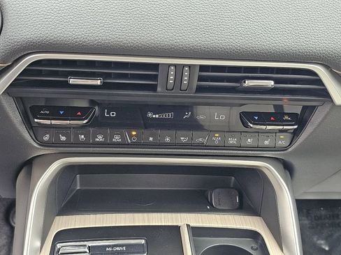 New 2026 MAZDA CX-90 Plug-In Hybrid w/Premium Sport AWD/4WD image 32