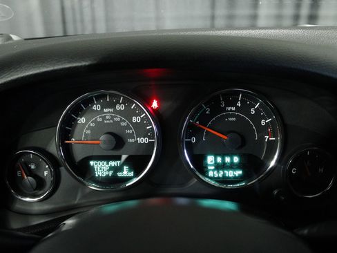 Used 2017 Jeep Wrangler Unlimited Sahara w/ Dual Top Group image 35