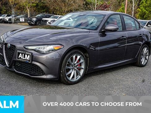 Used 2023 Alfa Romeo Giulia Sprint image 3