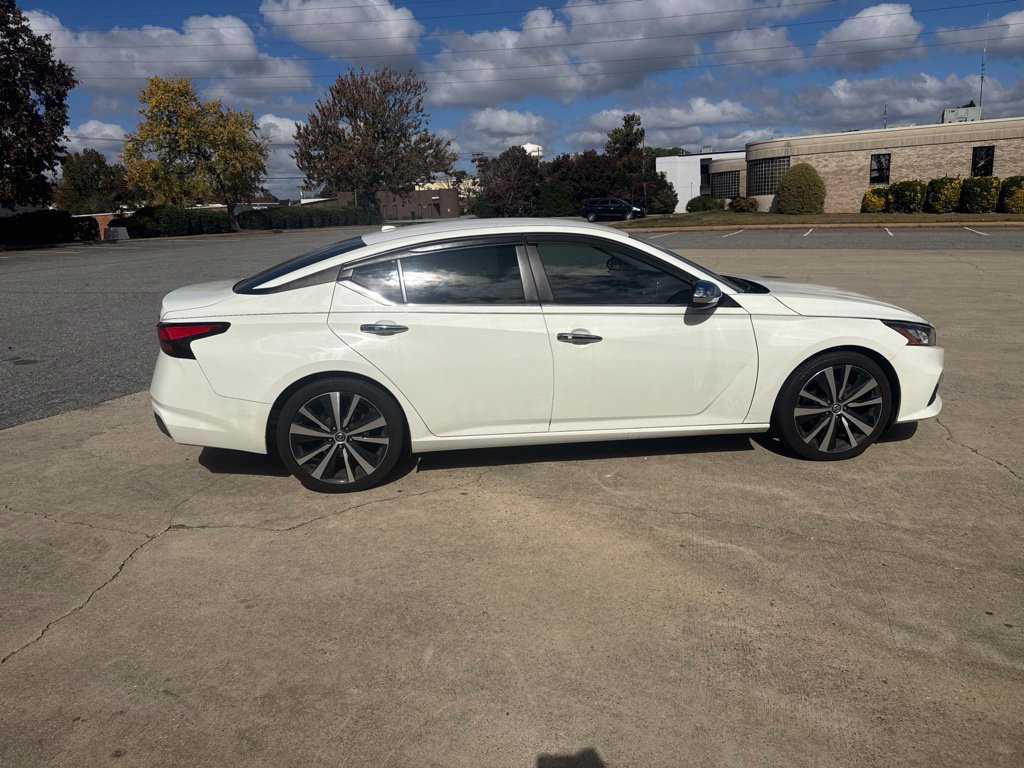 Used 2020 Nissan Altima 2.5 SR FWD image 7